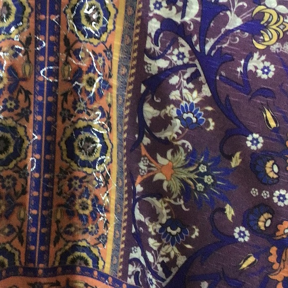 Womens India Print Blouse - Picture 4 of 5